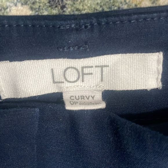 Ann Taylor Loft Curvy Riviera Slim Pants in Doubleweave (Size 0P) - Picture 4 of 4